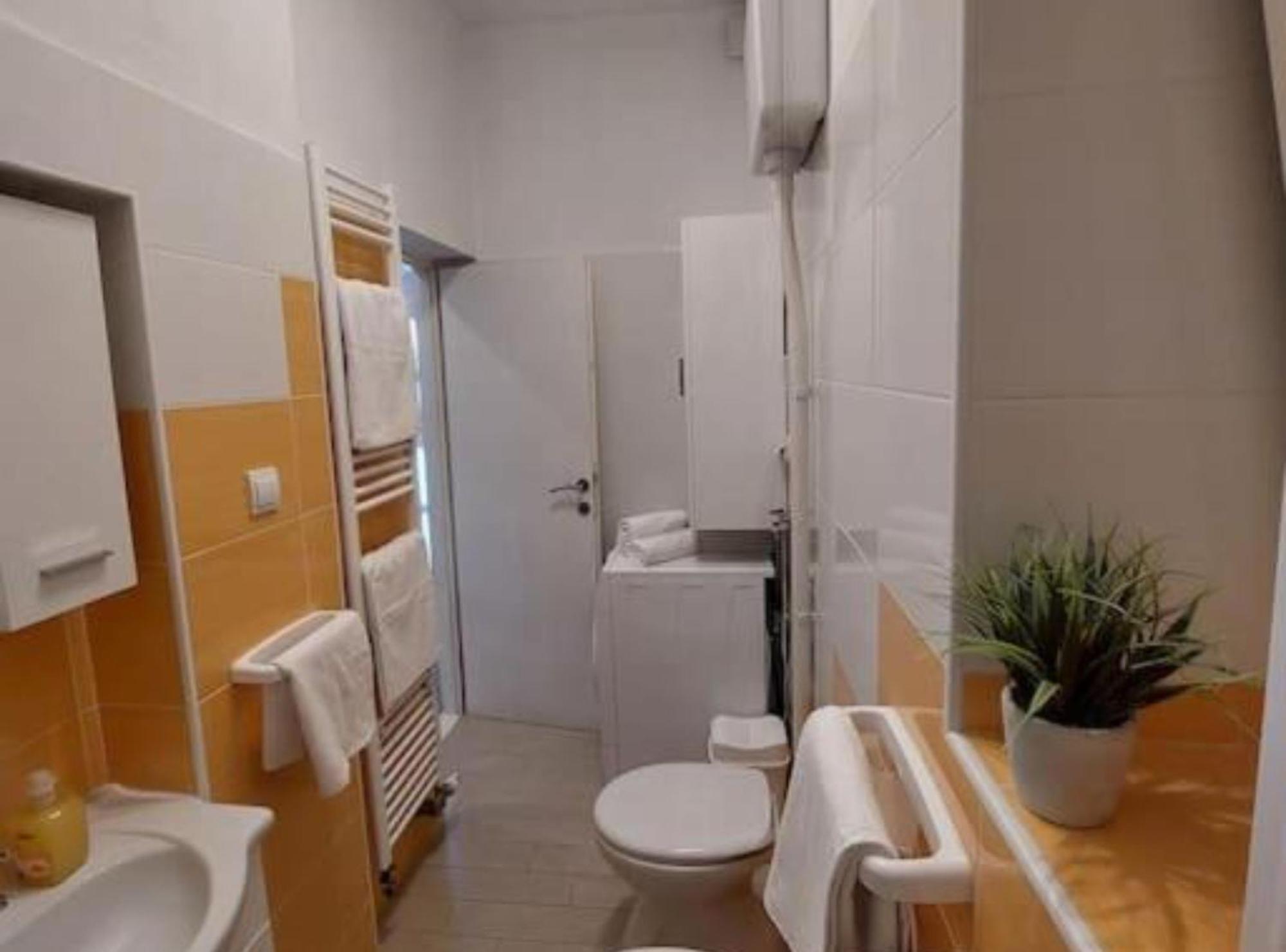 Chill Apartment Дубровник Екстериор снимка